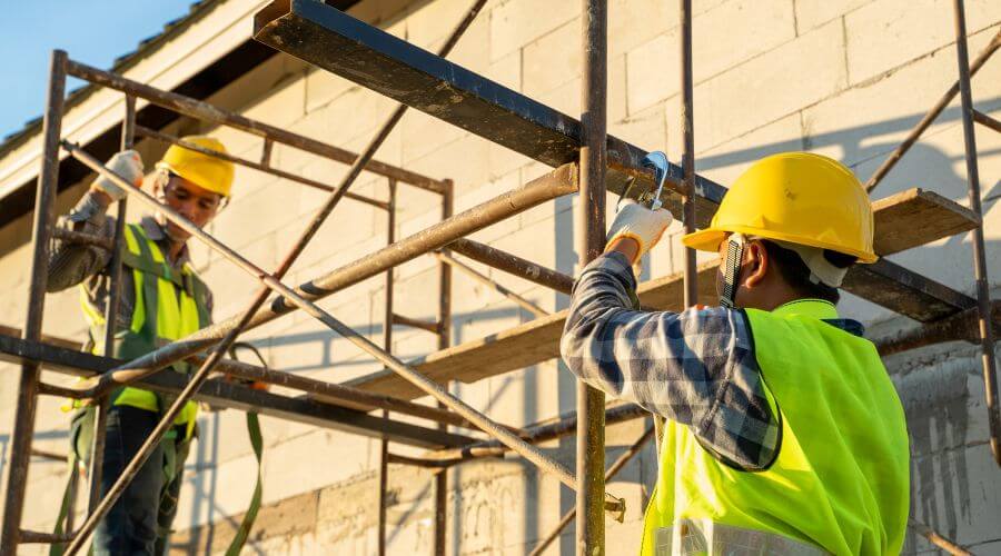 Professional residential roofers in Shady Dale, GA